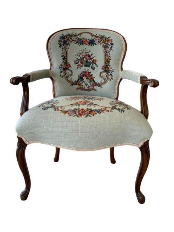ANTIQUE QUEEN ANN STYLE ARMCHAIR: ANTIQUE QUEEN ANN STYLE ARMCHAIR-34" X 25" X 17" APPROX-PRE OWNED CONDITION-DP72122THIRD PARTY SHIPPING REQUIRED ON ALL ITEMS.A list of shippers can be found in our Shipping Policy and in our Terms & 