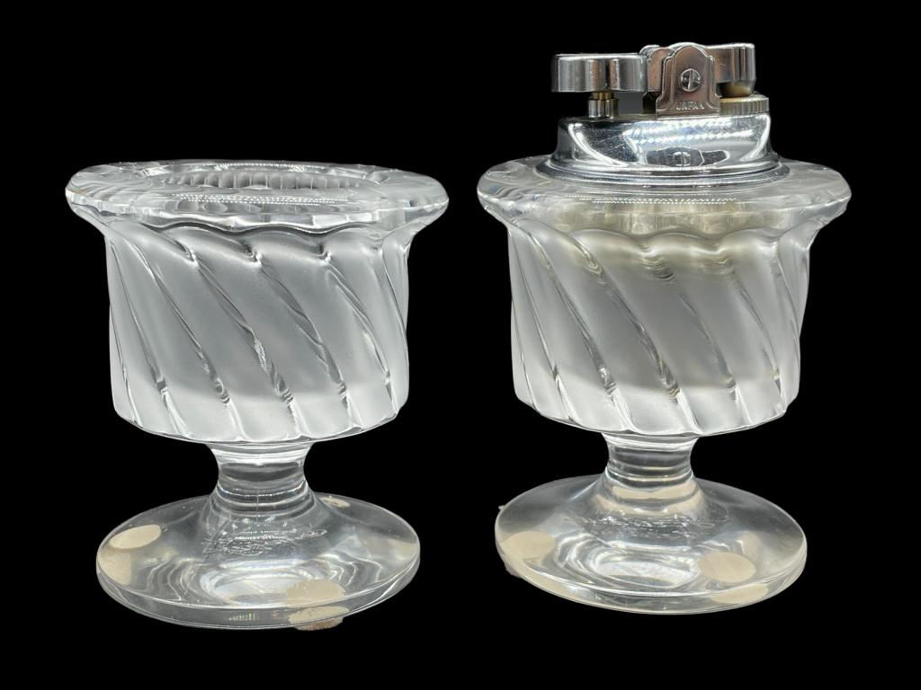 ★★★Lalique ラリック フランス 　 　Lionシガレッホルダー。 Lalique Crystal Tete De Lion Table Lighter ( one lighter