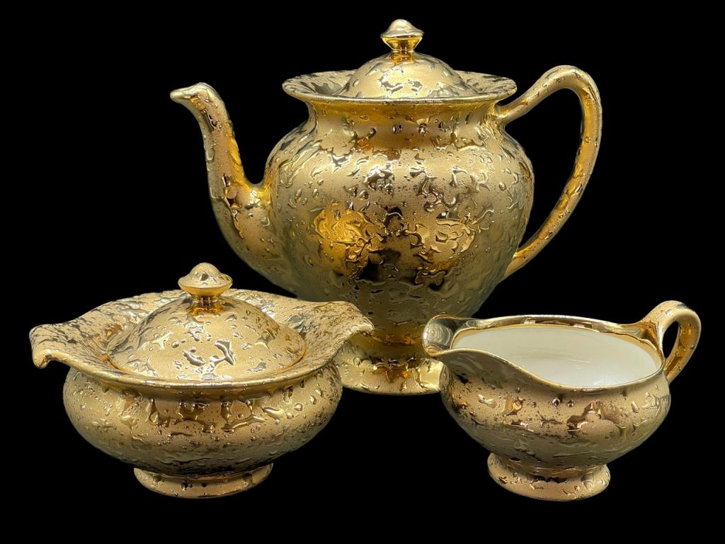 VINTAGE 22KT DIXON ART STUDIO PORCELAIN TEA SET (1 of 7)