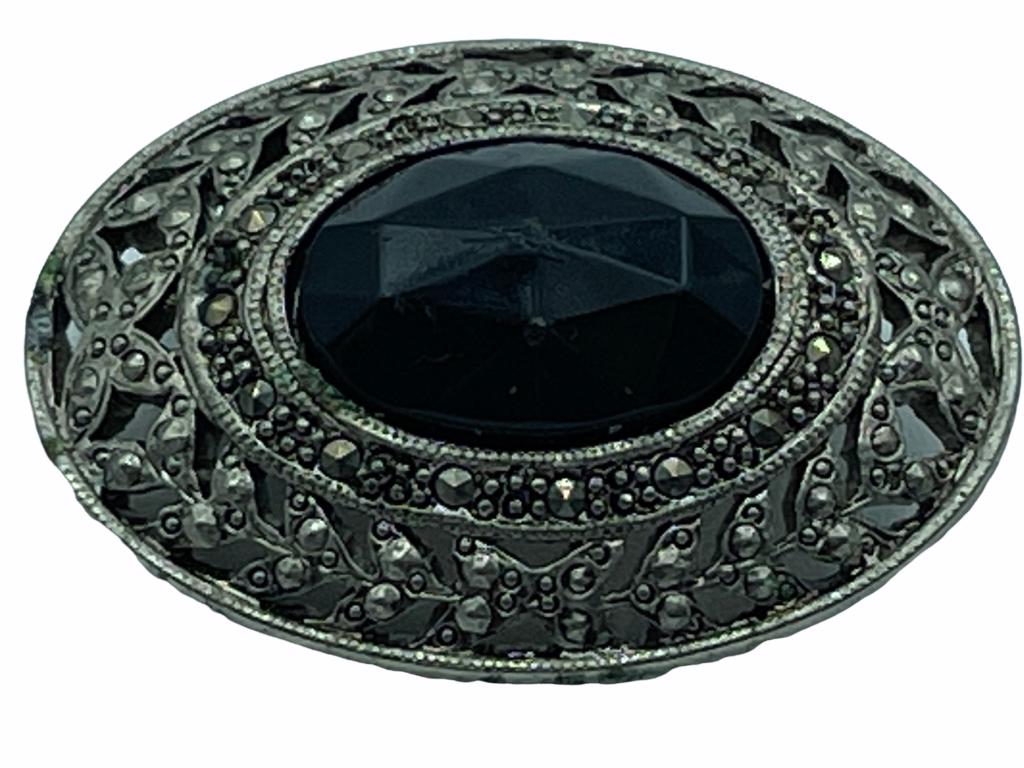 VTG MARCASITE AND BLACK JET BROOCH: VTG MARCASITE AND BLACK JET BROOCH -11.6 G