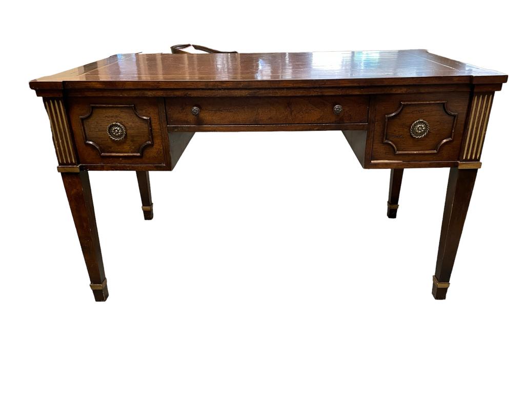 VINTAGE BAKER STYLE WOOD CARVED WRITING DESK (1 of 9)