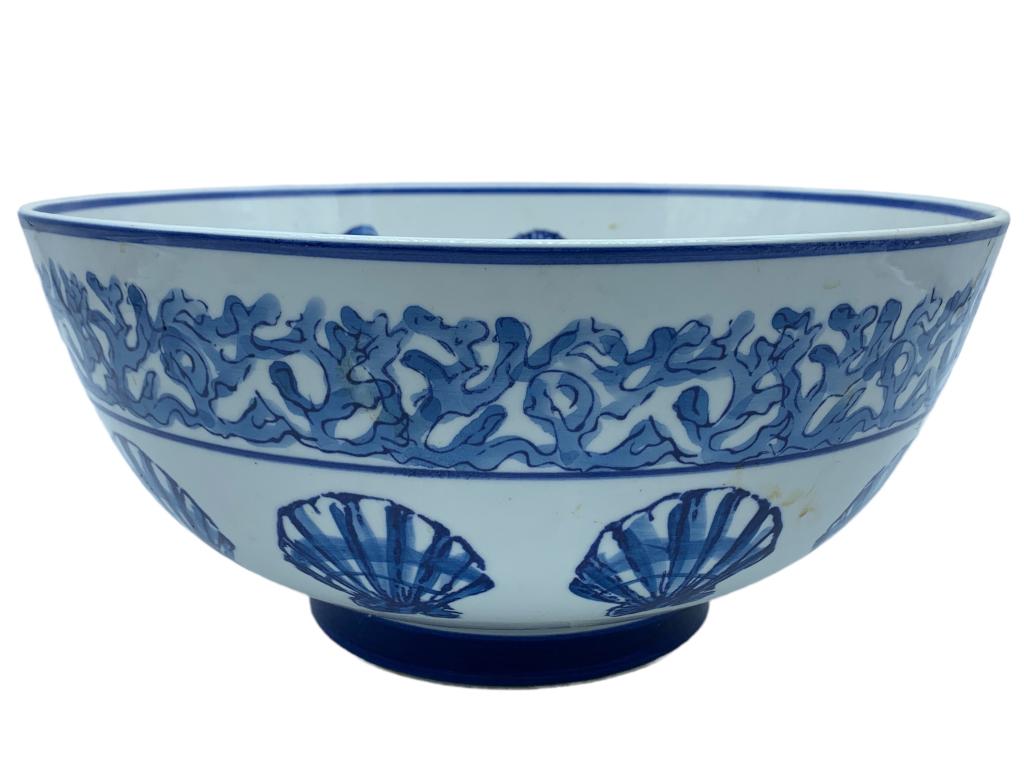 COBALT BLUE AND WHITE SEA SHELL THEMED FRUIT BOWL (1 of 4)