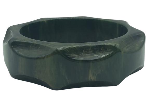 VINTAGE/ANTIQUE JADE INSPIRED BANGLE BRACELET (1 of 3)