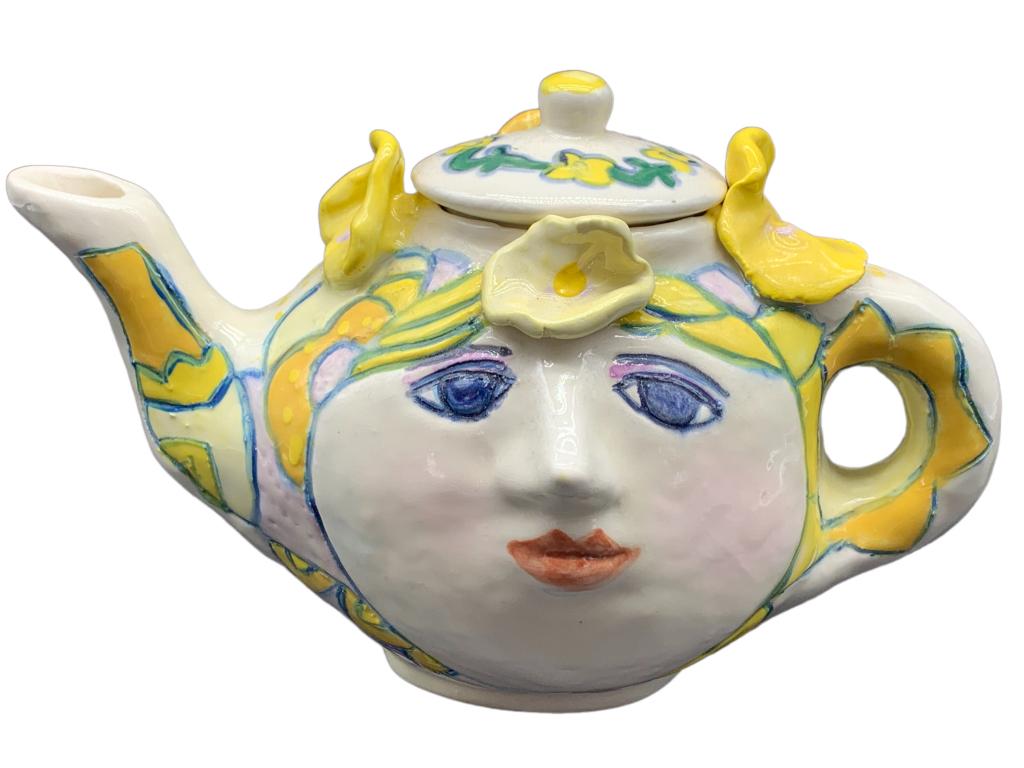 VTG SUE BOLT HANDMADE WHIMSICAL LIDDED TEA POT (1 of 7)