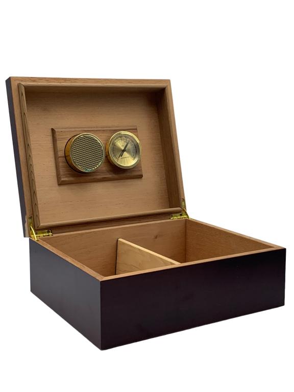 THOMPSON CHERRY WOOD CIGAR HUMIDOR: -THOMPSON CHERRY WOOD CIGAR HUMIDOR -HOLDS 25 PREMIUM CIGARS -JR 10/14