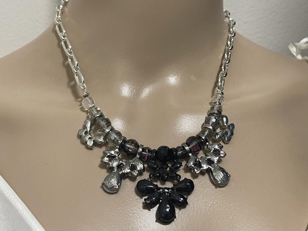 ANNE KLEIN VINTAGE BLING NECKLACE: ANNE KLEIN VINTAGE BLING NECKLACE