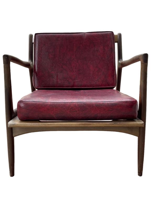 SELIG KOFOD LARSEN DANISH MODERN LOUNGE CHAIR: SELIG KOFOD LARSEN DANISH MODERN LOUNGE CHAIR | MID CENTURY MODERN MID MOD VINTAGE RETRO CHAIRS-26" X 25" X 29" APPROX-PRE OWNED CONDITION, NEEDS REFINISHING, AS IS-DP102022