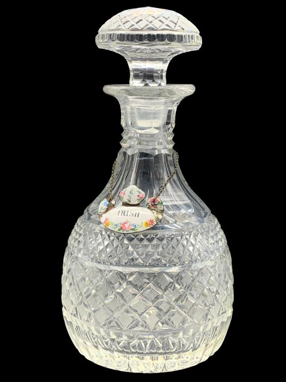 VTG WATERFORD CRYSTAL STYLE CUT GLASS DECANTER 10" (1 of 4)