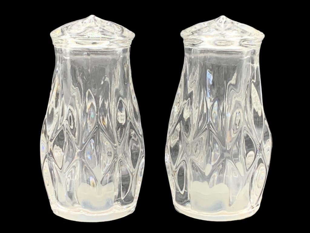 GORHAM CRYSTAL ALTHEA CUT SALT & PEPPER SHAKERS: -GORHAM CRYSTAL ALTHEA CUT SALT & PEPPER SHAKERS -SET OF 2 -JR 10/19