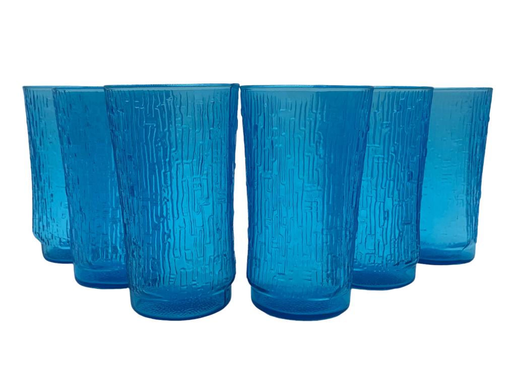 VTG COLLECTION OF BRILLIANT BLUE DRINKING GLASSES (1 of 2)