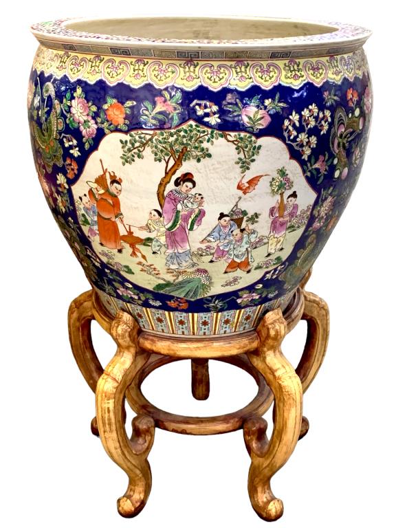 VINTAGE ASIAN IMARI STYLE KOI FISH PLANTER 20.5" (1 of 5)