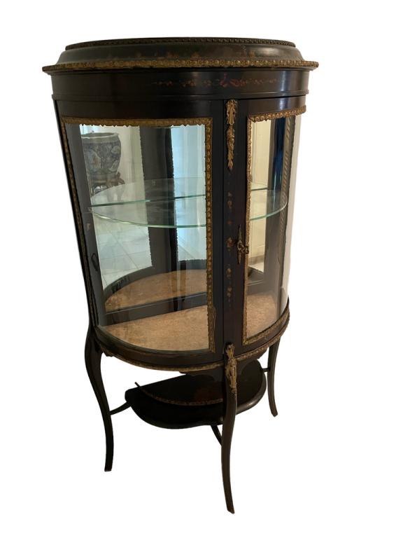 VINTAGE ANTIQUE CURIO DISPLAY CABINET (1 of 5)