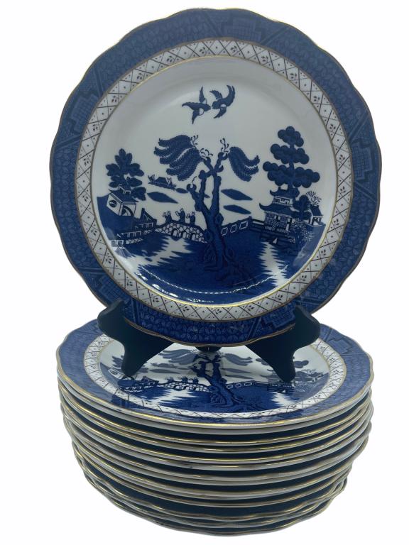 13 ROYAL DOULTON BOOTHS OLD WILLOW PLATES: 13 ROYAL DOULTON BOOTHS OLD WILLOW PLATES -THE MAJESTIC COLLECTION-10.5"-very good preowned condition