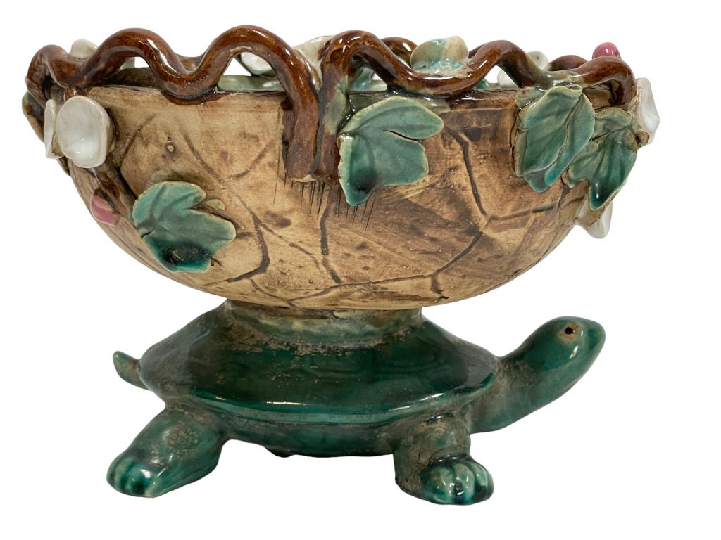 VINTAGE CHINESE MOON TURTLE MAJOLICA BOWL 8": VINTAGE CHINESE MOON TURTLE MAJOLICA BOWL-6" X 8" DIAMETER APPROX-PRE OWNED CONDITION-DP111122
