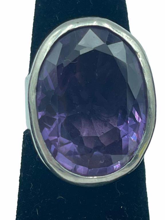 STERLING SILVER AND AMETHYST VTG RING SZ 7 (1 of 4)