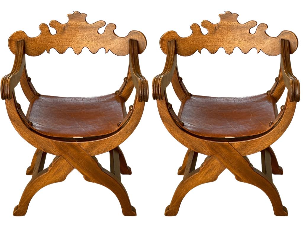 ITALIAN STYLE WOOD & LEATHER SAVONAROLA CHAIRS 34": PAIR OF ITALIAN RENAISSANCE STYLE WOOD & LEATHER SAVONAROLA CHAIR -34" X 24" X 20" APPROX-GOOD PRE OWNED CONDITION, MINOR WEAR-DP111522