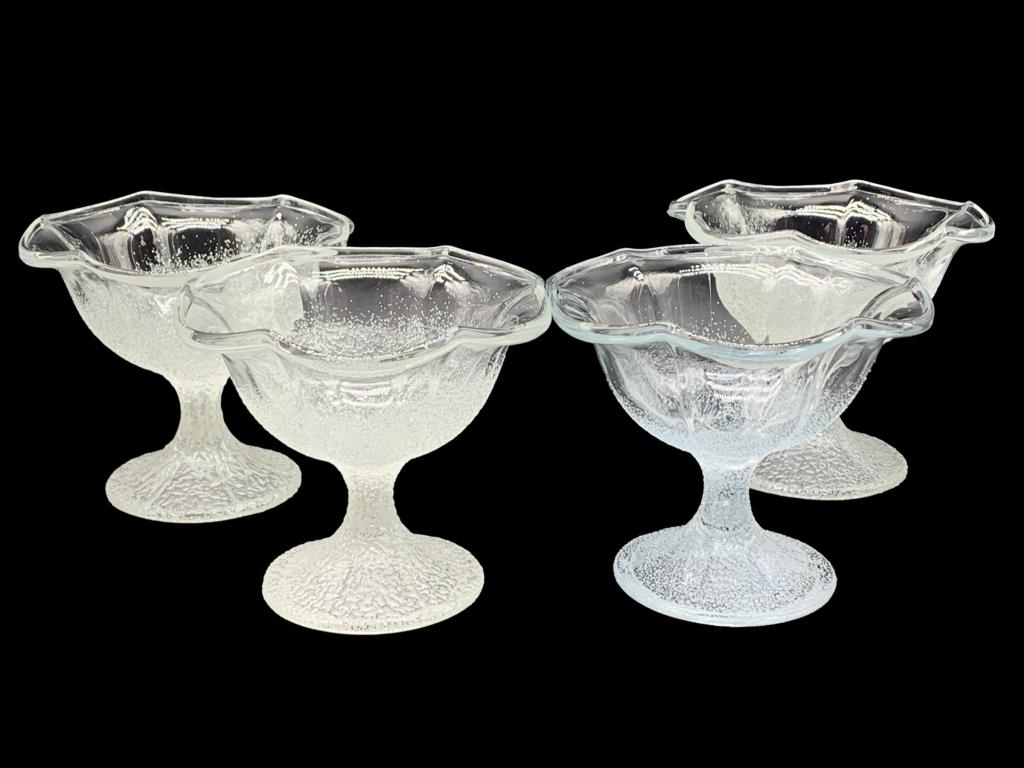 SET OF 4 TEXTURED GLASS COMPOTES 6" (1 of 6)