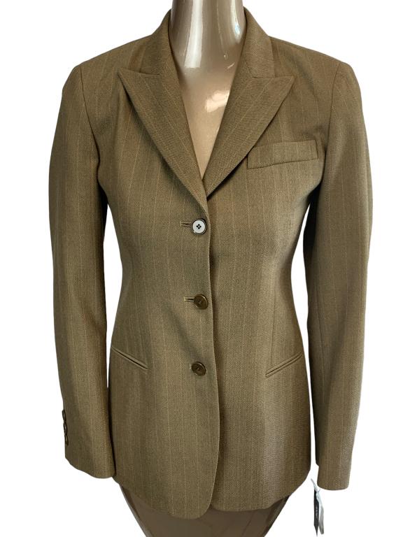 DKNY WOMENS TAN SUIT COAT BLAZER: -DKNY WOMENS TAN SUIT COAT BLAZER -SIZE 2JR 11/15