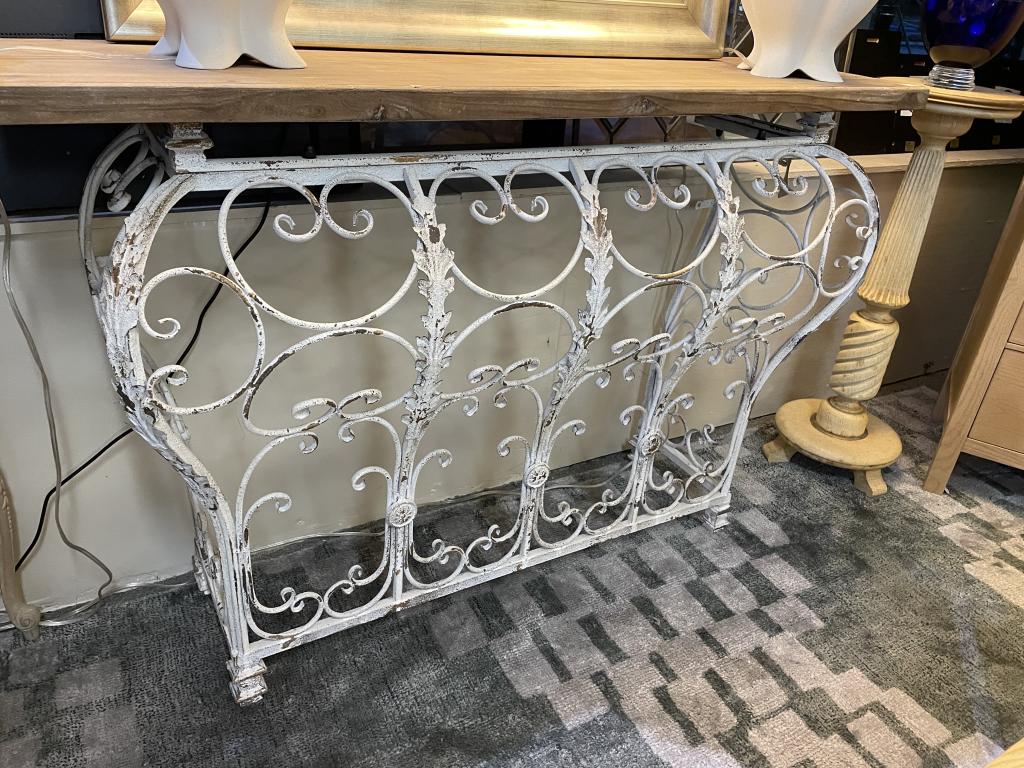 FRENCH COUNTRY STYLE  CONSOLE TABLE 55" (1 of 3)