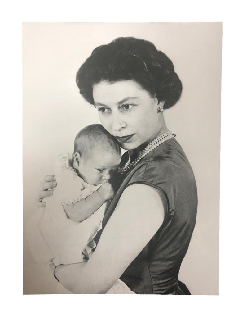QUEEN ELIZABETH II & PRINCE ANDREW COLOR PRINT 13" (1 of 2)