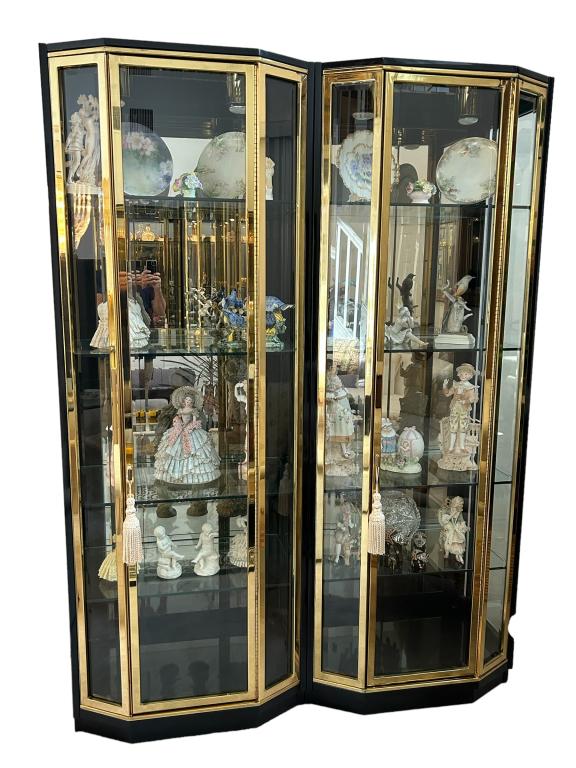 MASTERCRAFT STYLE BRASS CURIO DISPLAY 91" (0278A) on Jan 01