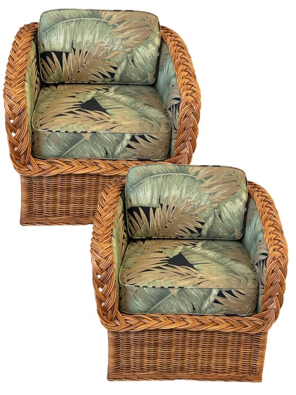 PAIR OF VINTAGE WICKER RATTAN SIDE CHAIRS 29" (1 of 9)