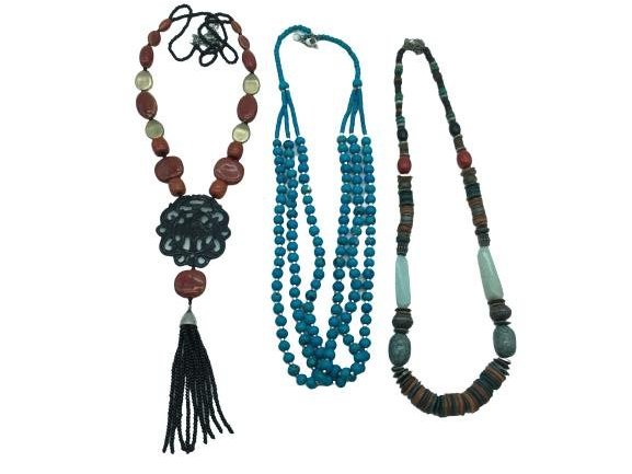 VTG QUALITY NECKLACE TRIO (1 of 1)
