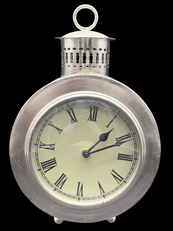 VINTAGE STYLE DOUBLE SIDED TABLE CLOCK (1 of 7)