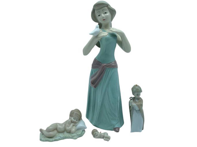 Vtg Collection Of Llardo Fine Porcelain Figurines