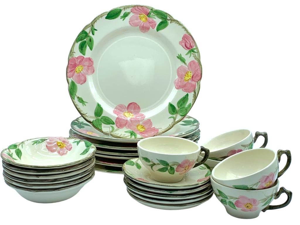 FRANCISCAN 'DESERT ROSE' (23) PIECE CHINA SET (1 of 6)