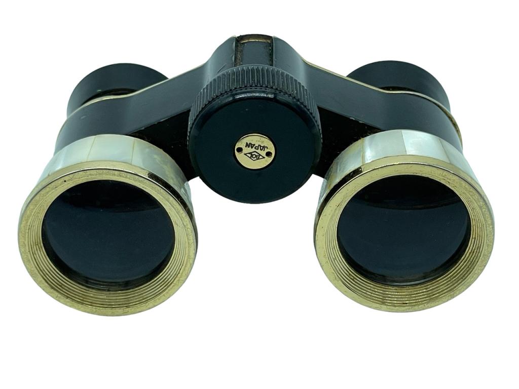 VTG JAPAN MOTHER OF PEARL OPERA GLASSES BINOCULARS: VINTAGE JAPAN MOTHER OF PEARL OPERA GLASSES BINOCULARS-PRE OWNED CONDITION-DP1923 THIS ITEM IS LOCATED OFF-SITE. All items must be picked up by confirmed online appointment on SATURDAY, JANUARY 21st A