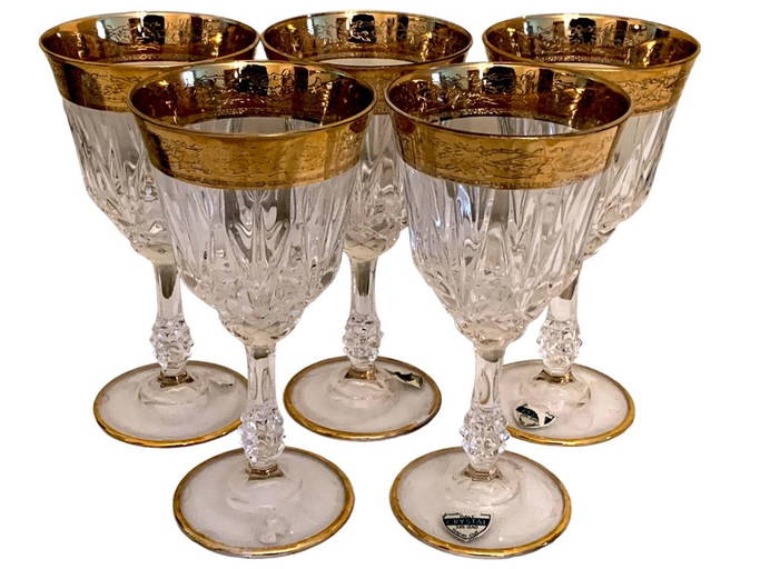 Crystal Wine Glasses With Gold Trim (5)