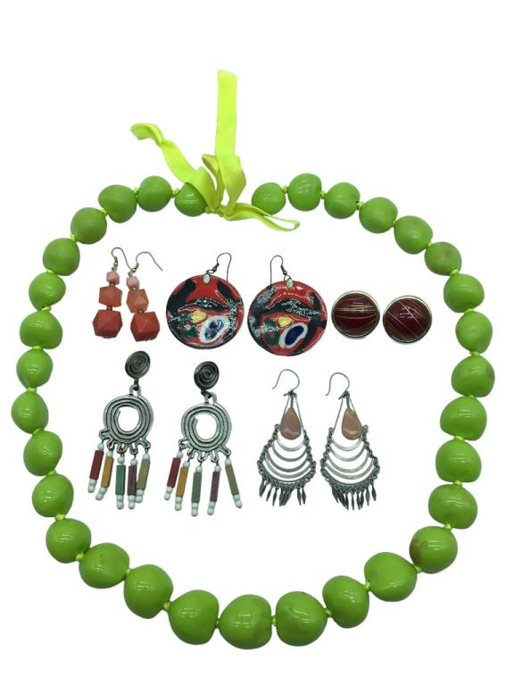 VTG COSTUME JEWELRY COLORFUL ASSORTMENT LOT OF 6 (1 of 1)