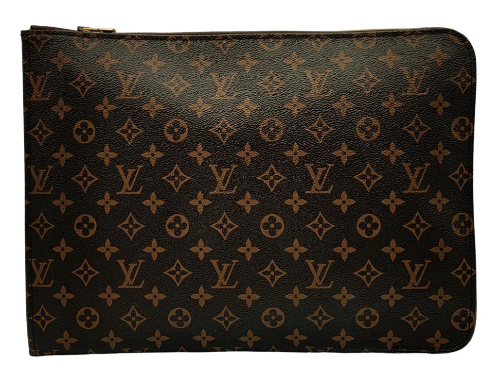 LOUIS VUITTON POCHE DOCUMENTS (1 of 5)