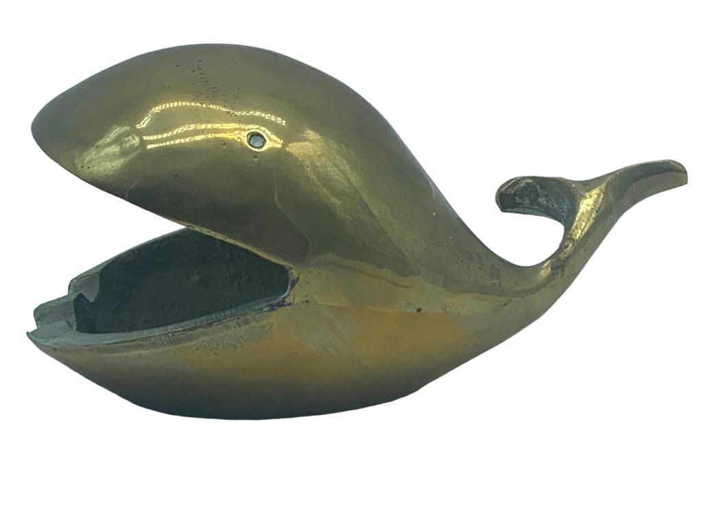 VINTAGE MID CENTURY BRASS WHALE ASHTRAY FIGURINE: -VINTAGE MID CENTURY BRASS WHALE ASHTRAY FIGURINE -JR RL ANNEX 01/30