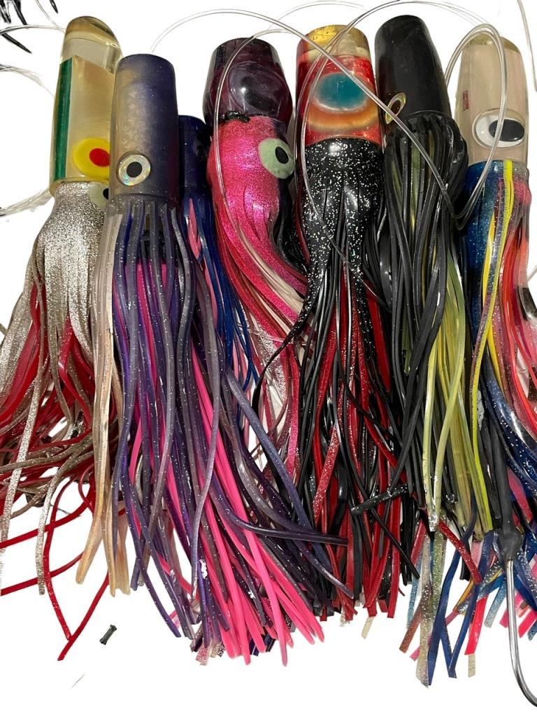 7 BIG EYE PLUNGER SQUID SPORT FISHING LURES 13": 7 BIG EYE PLUNGER STYLE SQUID SPORT FISHING LURES -13" TOTAL APPROX-HEAVY TACKLE FISHING GEAR OFFSHORE SPORTFISHING OFFSHORE GAMEFISHING BLUE WATER FISHING FISHERMAN SALTWATER MARLIN FISHING -PRE OWNE