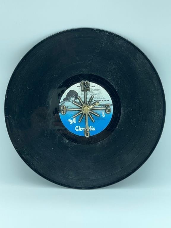 VINTAGE COLLECTIBLE NOVELTY VINYL RECORD CLOCK 12" (1 of 3)