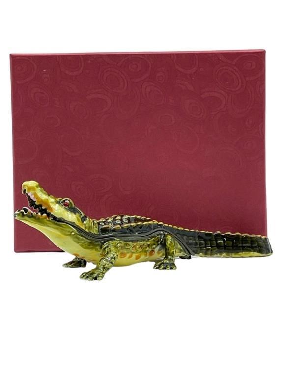JAY STRONGWATER STYLE GREEN CROCODILE TRINKET BOX: -JAY STRONGWATER STYLE GREEN CROCODILE TRINKET BOX-NEW IN BOX