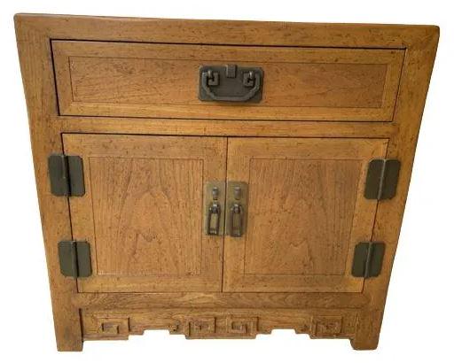 BAKER FURNITURE CAMPAIGN STYLE CABINET 25" (1 of 7)