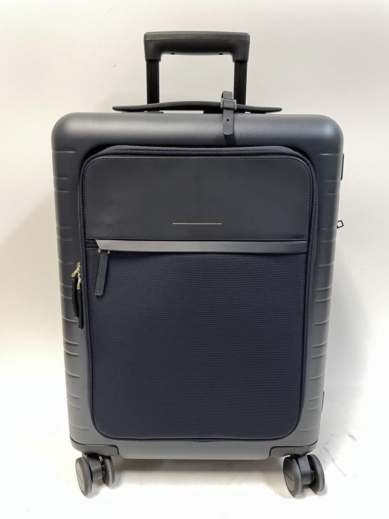HORIZN STUDIOS M5 HARD SHELL ROLLING LUGGAGE 20" (1 of 7)