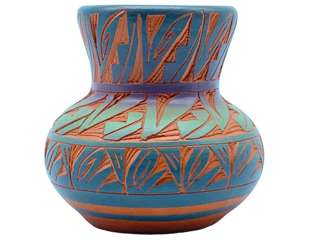 MESA VERDE NATIVE AMERICAN RED EARTH POTTERY (1 of 6)