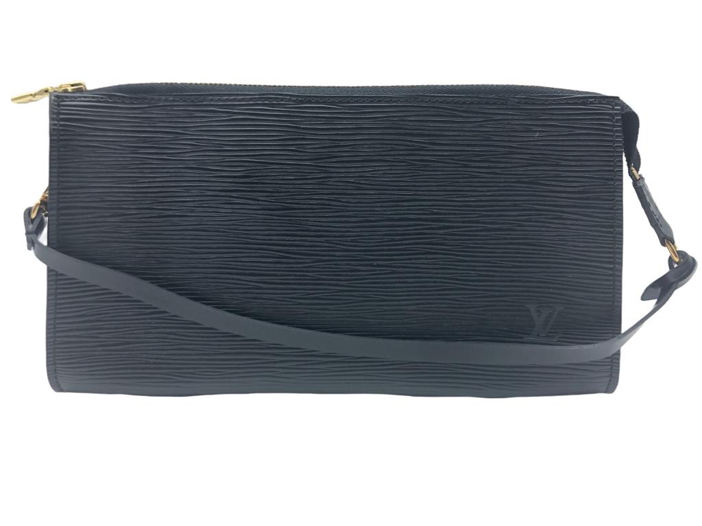 LOUIS VUITTON HANDBAG ACCESSORY POUCH (1 of 3)