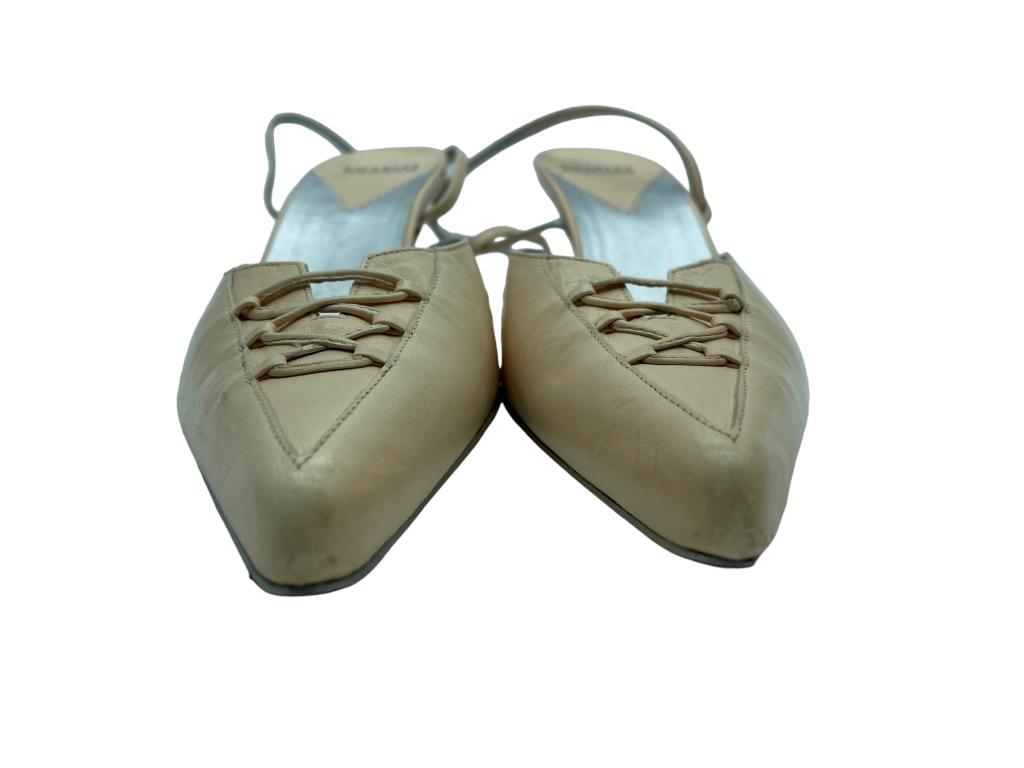 CHARLES JOURDAN LACE UP LEATHER KITTEN HEELS 9.5: CHARLES JOURDAN WOMENS LACE UP LEATHER KITTEN HEELS-SIZE 9.5 -VERY GOOD PRE OWNED CONDITION