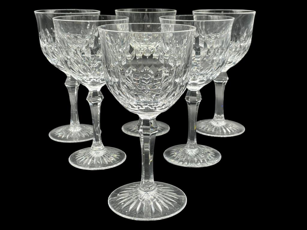 SET OF 6 CRYSTAL STEMMED WINE GLASSES 7": SET OF 6 CRYSTAL STEMMED WINE GLASSES 2 OF 2 --7" APPROX-GOOD PRE OWNED CONDITION-DP21723
