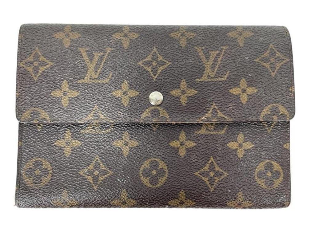 LOUIS VUITTON MONOGRAM CARD HOLDER WALLET 8" (1 of 4)