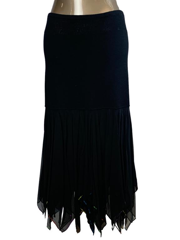 VTG BLACK SKIRT WITH COLOR FRINGING SZ 6: -VTG BLACK SKIRT WITH COLOR FRINGING -SIZE 6GOOD PRE OWNED CONDITION JR 02/21