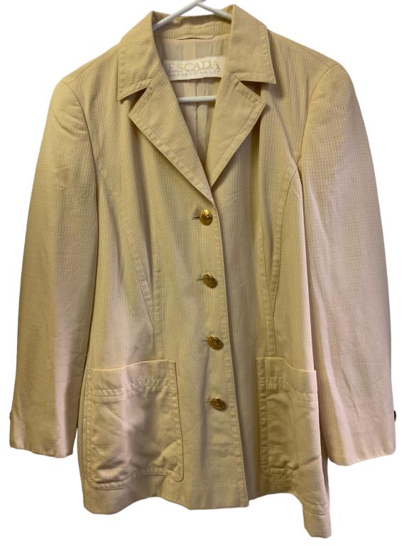 VTG ESCADA CREAM BLAZER SIZE 8 (1 of 3)