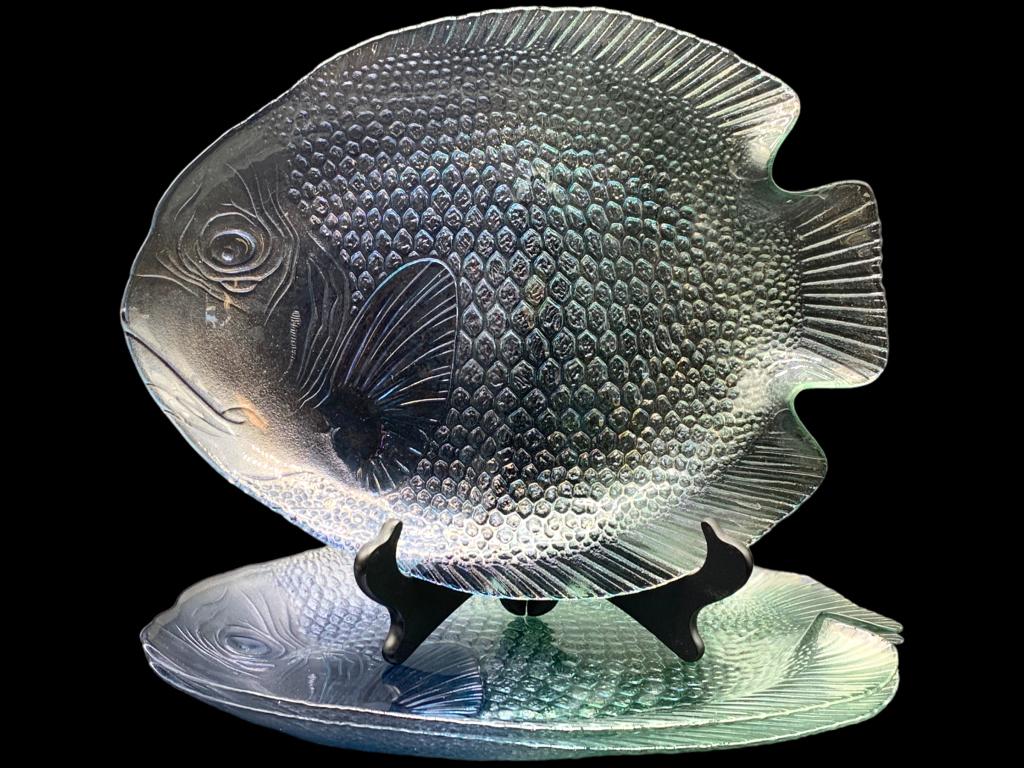 VTG '70s ARCOROC STYLE FISH DINNER PLATE (3) (1 of 4)