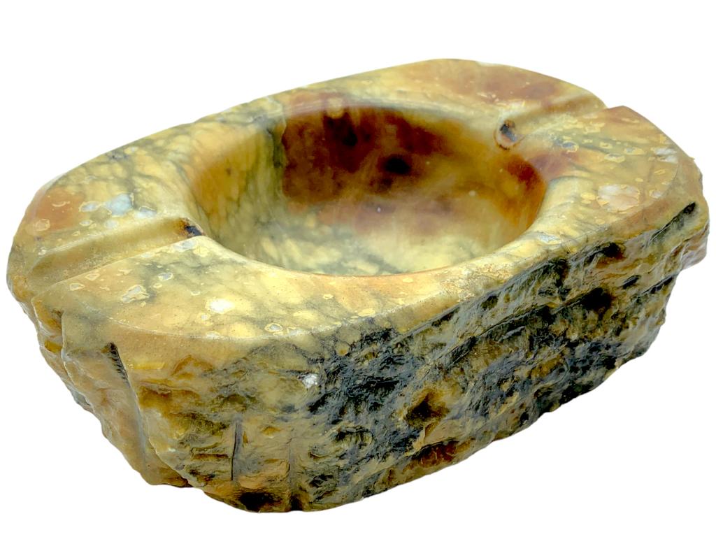 VTG MID-CENTURY ITALIAN ALABASTER ASHTRAY: -VTG MID-CENTURY ITALIAN HAND CARVED ALABASTER ASHTRAY -SIZE: 6.5" X 2" X 5"JR BTQ 03/07