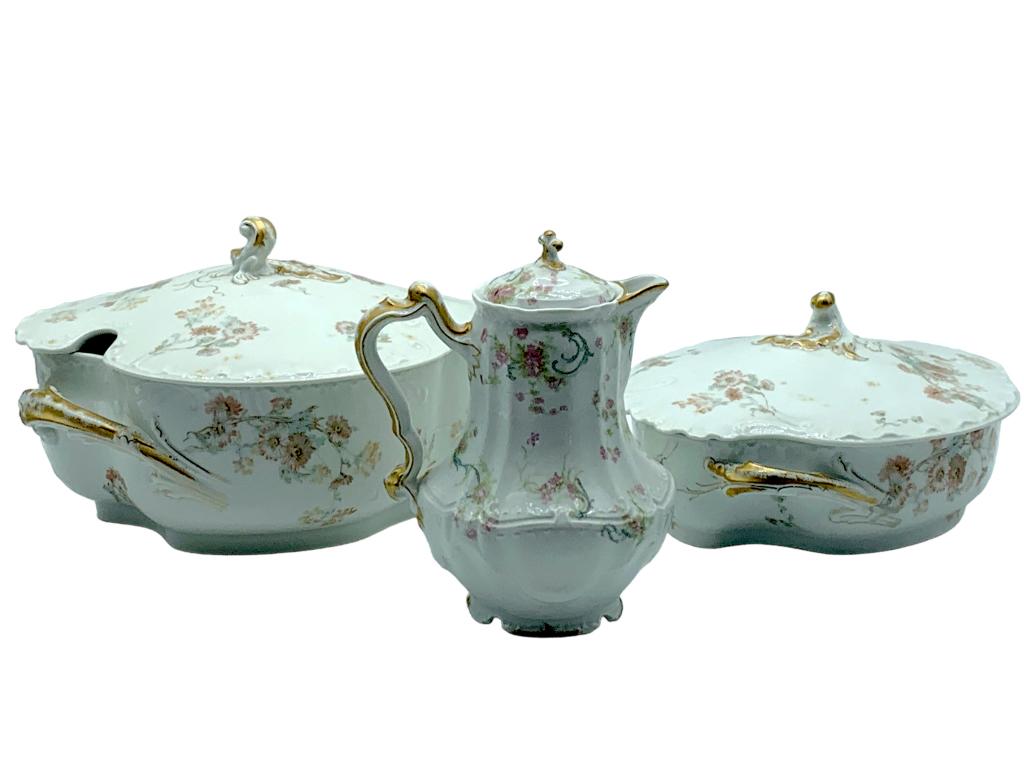 HAVILAND & CO LIMOGES SOUP TUREEN, TEAPOT AND CASSEROLE (1 of 14)